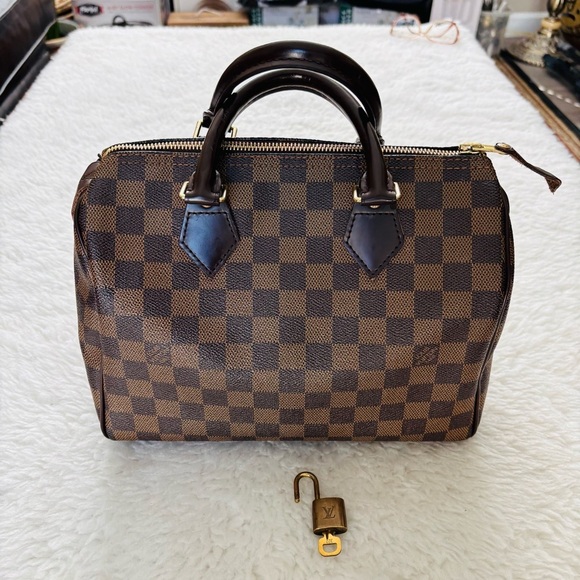 Louis Vuitton Handbags - Louis Vuitton Damier Ebene Speedy 25 Bag
